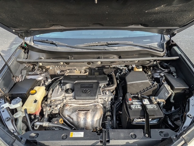 Toyota RAV4 XLE FWD 2016