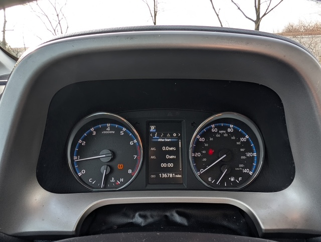 Toyota RAV4 XLE FWD 2016