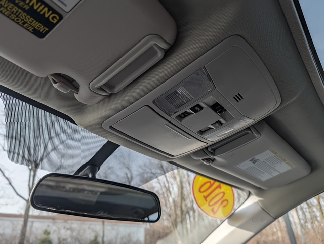 Toyota RAV4 XLE FWD 2016