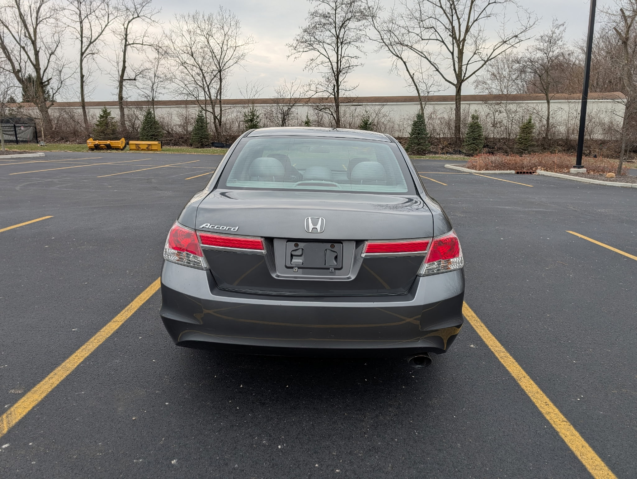 Honda Accord LX sedan AT 2012