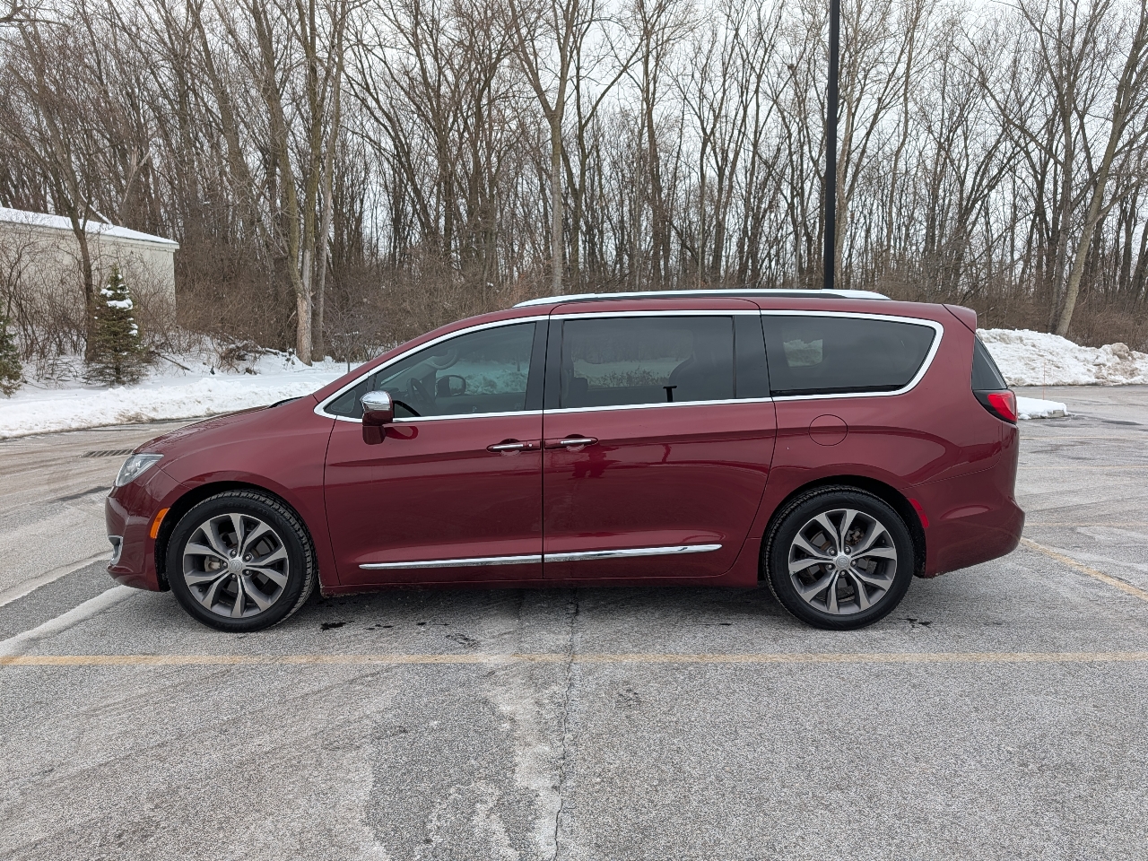 Chrysler Pacifica Limited 2017