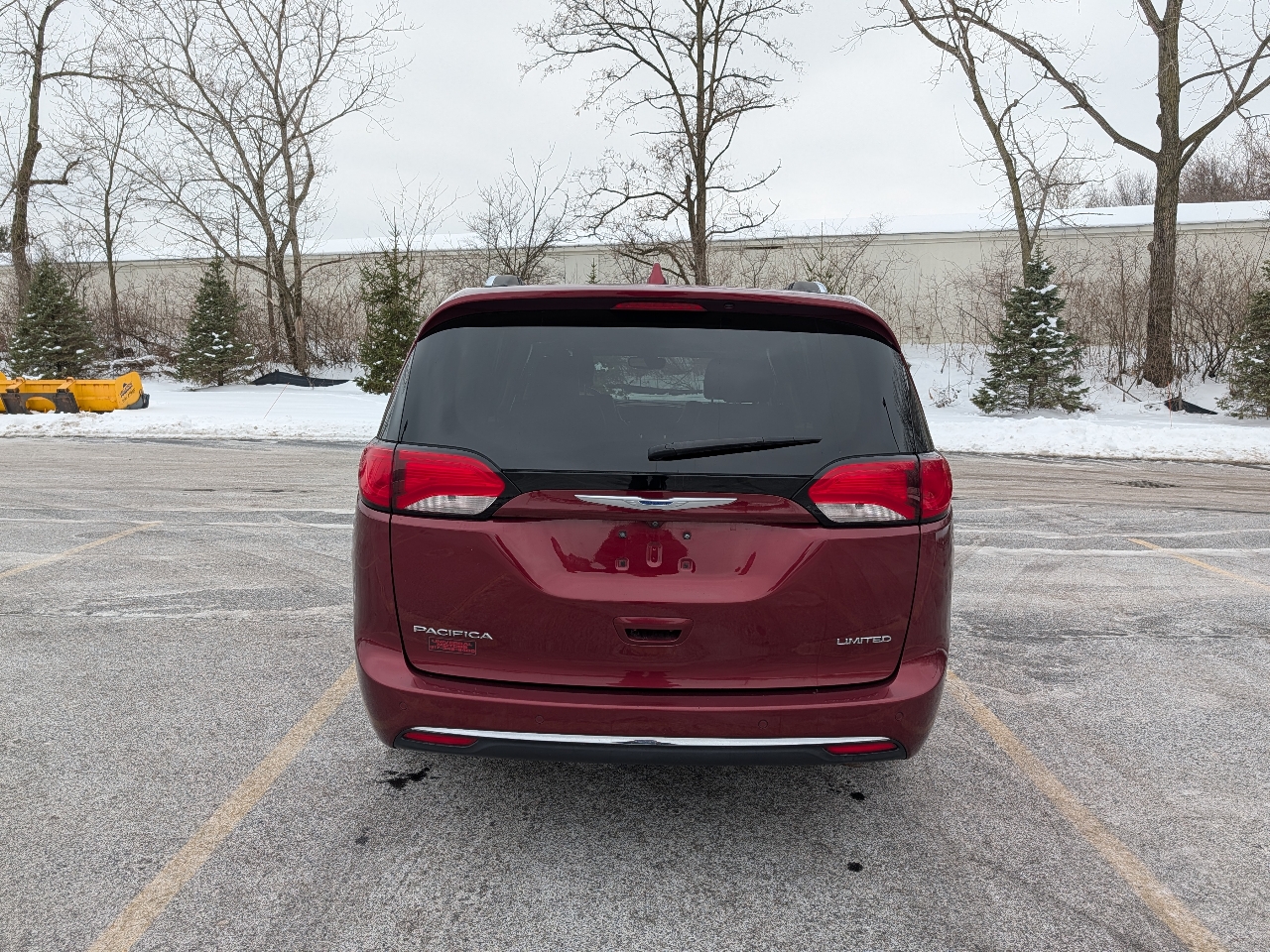 Chrysler Pacifica Limited 2017