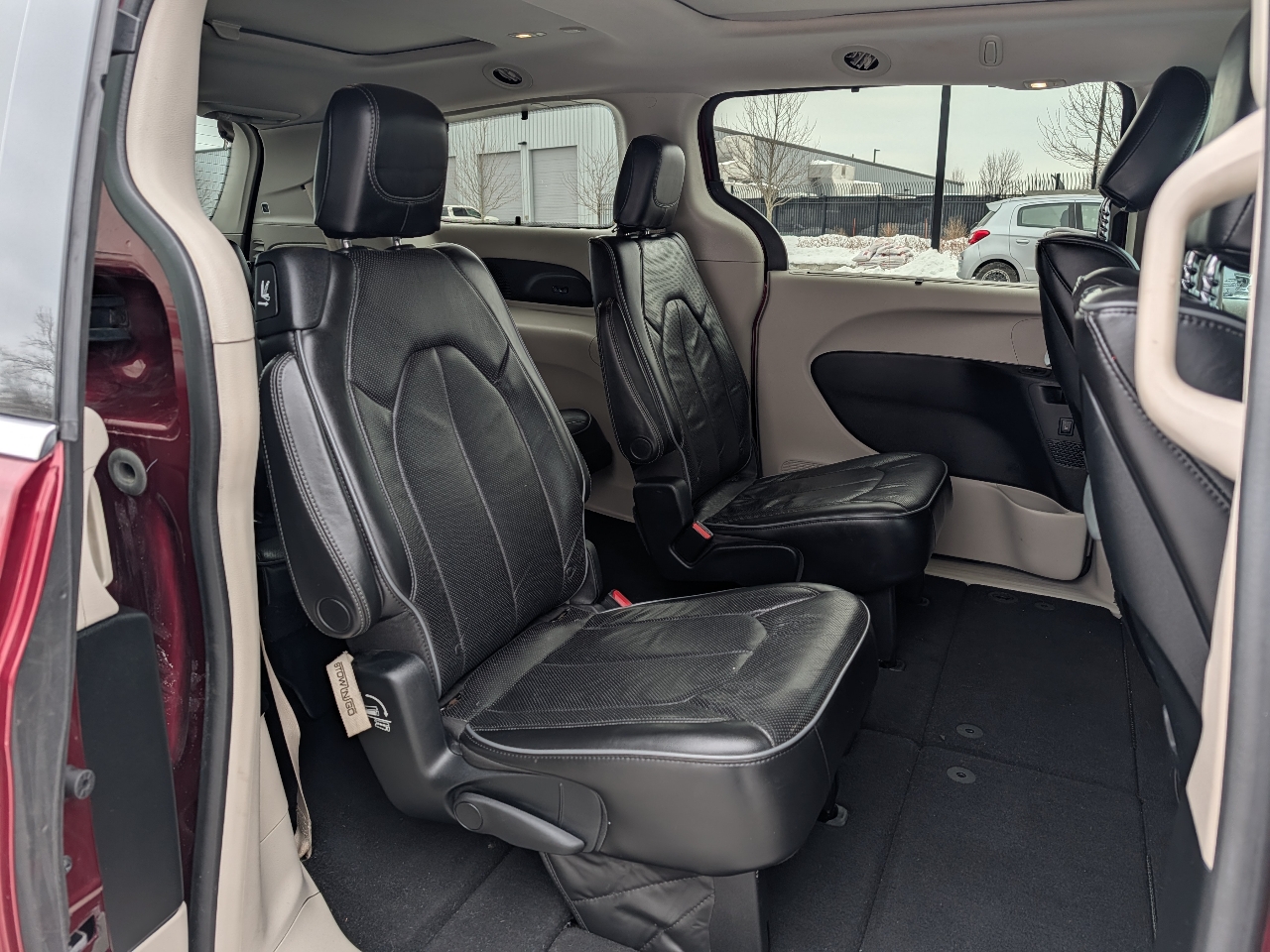 Chrysler Pacifica Limited 2017