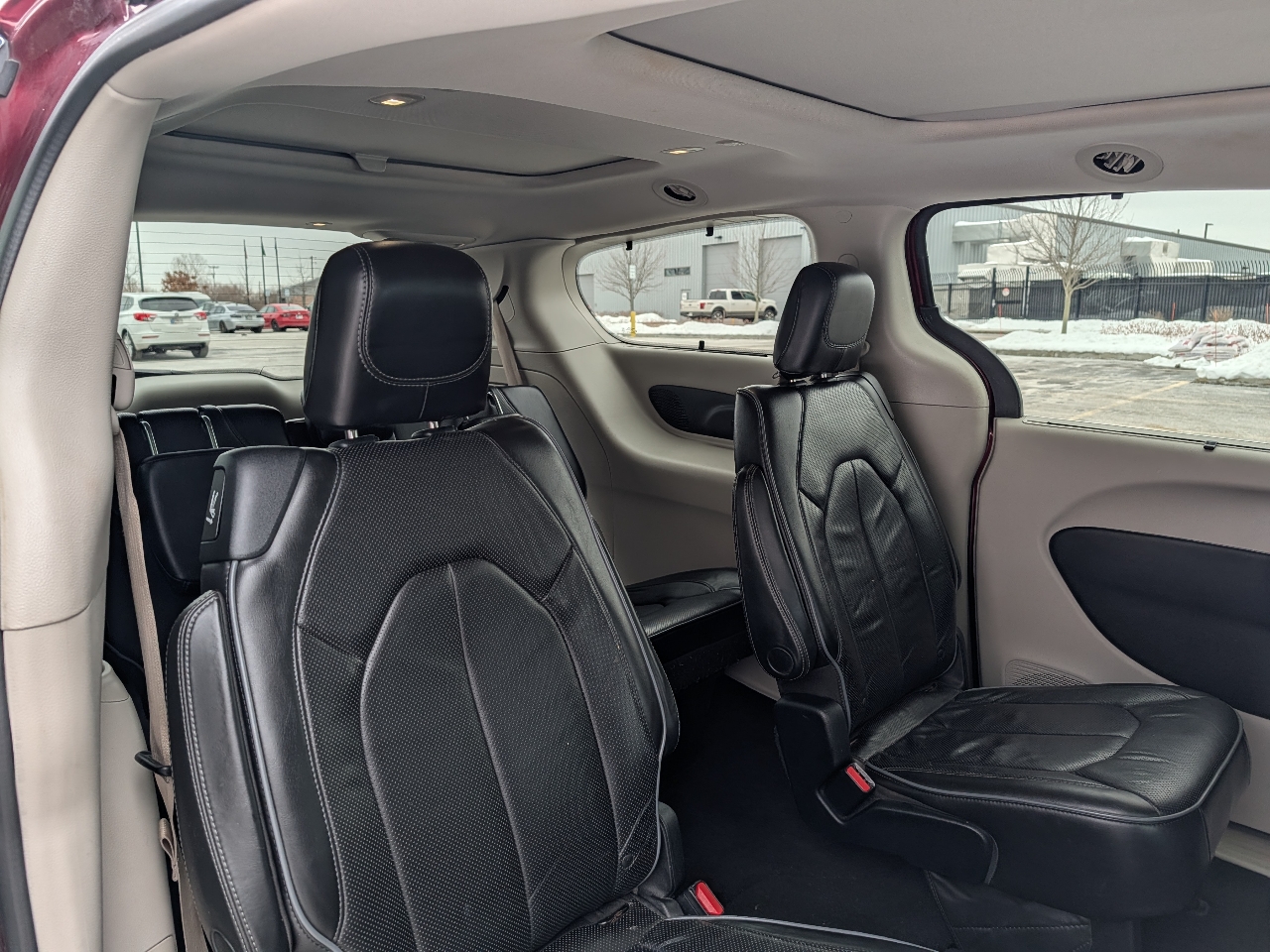 Chrysler Pacifica Limited 2017