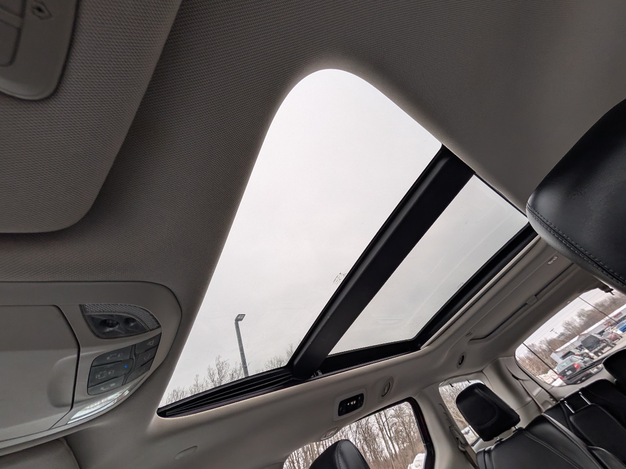 Chrysler Pacifica Limited 2017