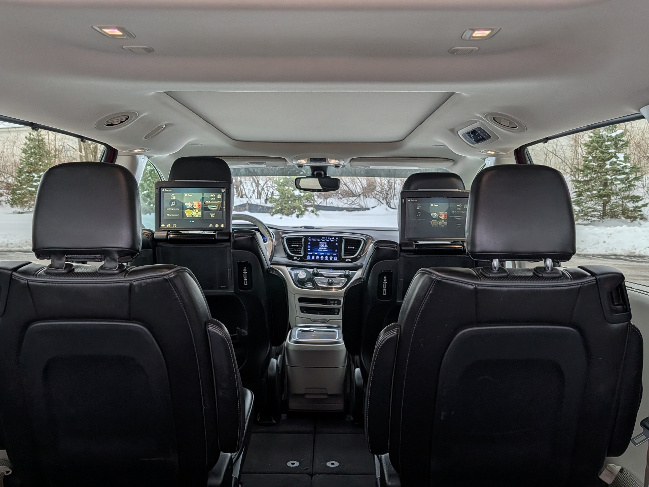 Chrysler Pacifica Limited 2017