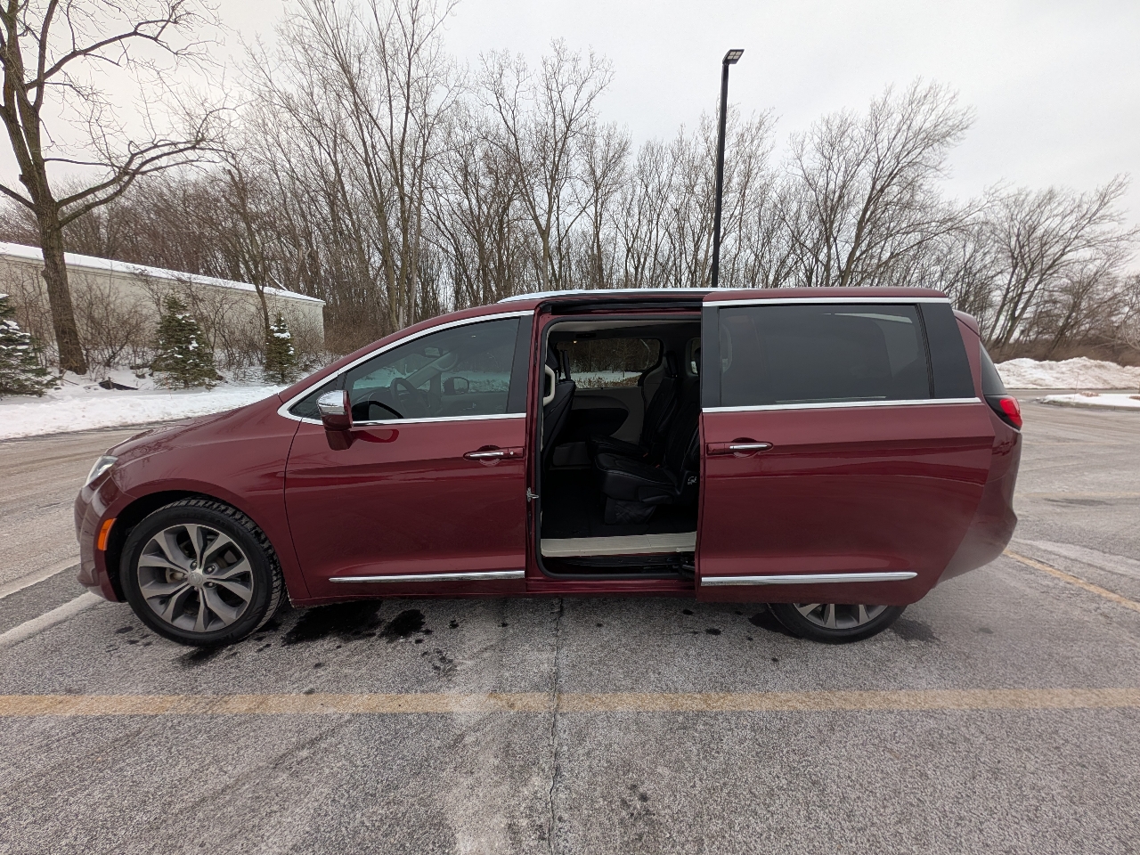 Chrysler Pacifica Limited 2017