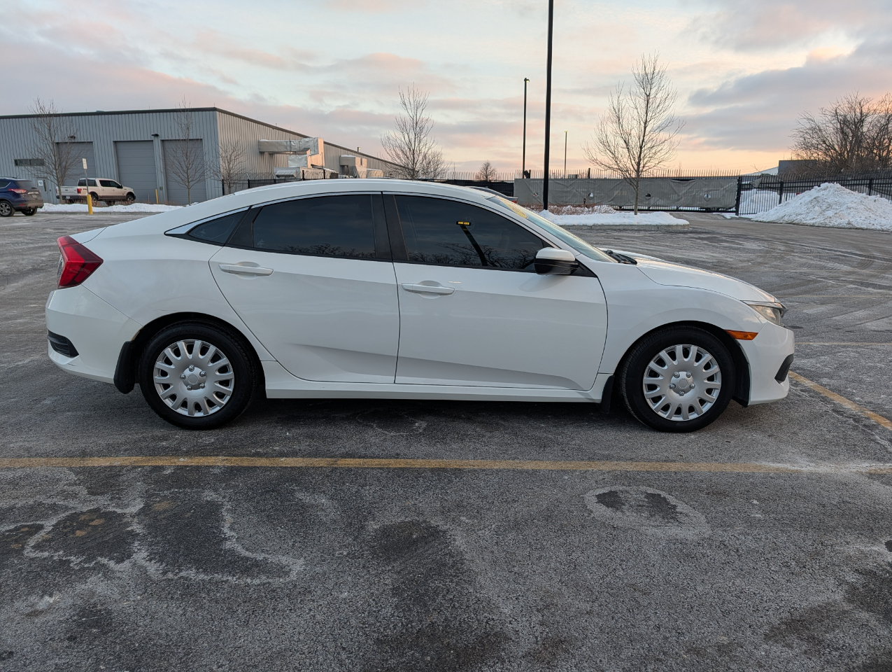 Honda Civic 4dr Sedan LX Auto 2017