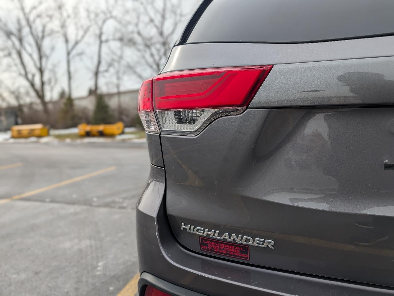 Toyota Highlander LE FWD I4 2017