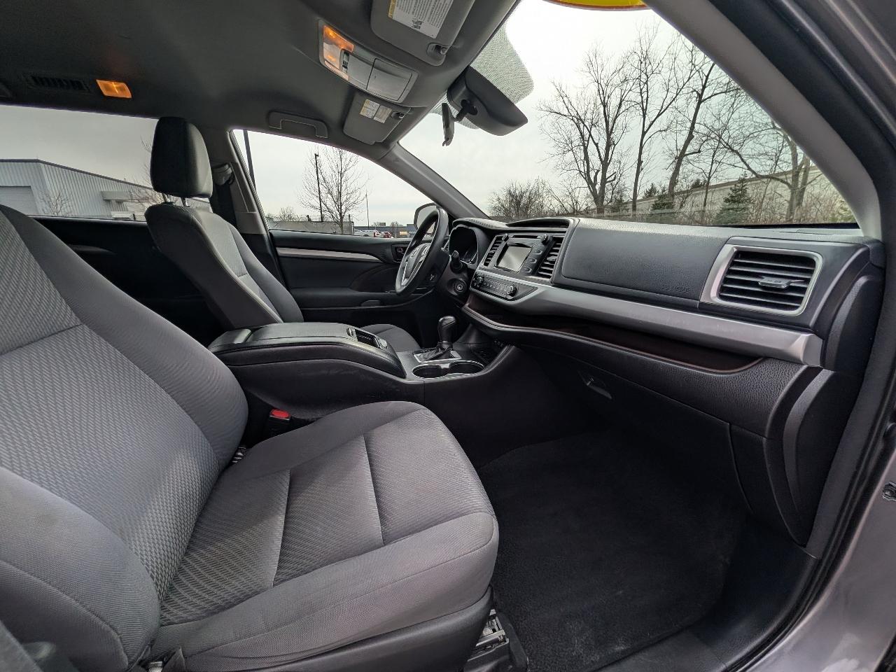 Toyota Highlander LE FWD I4 2017