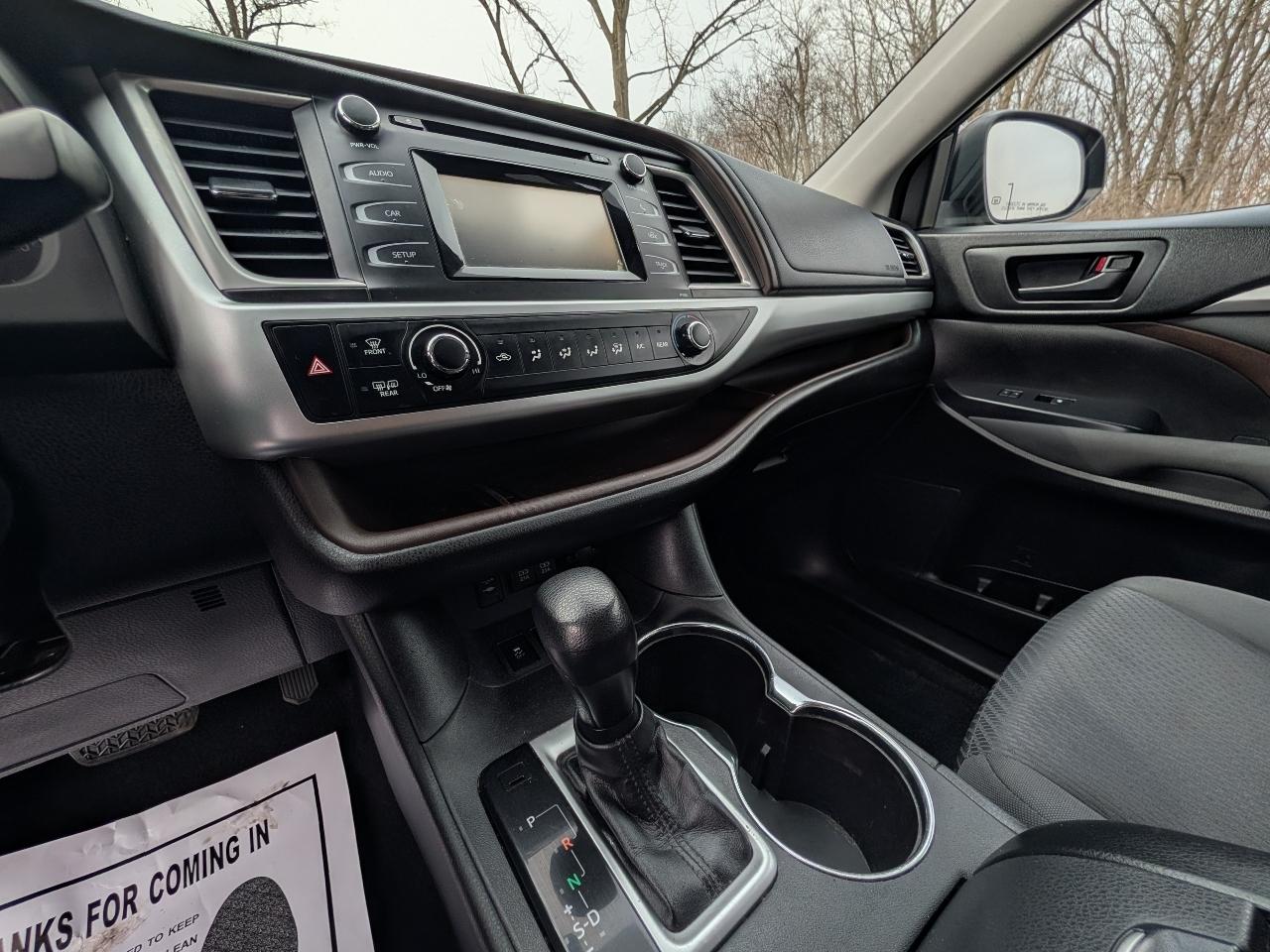 Toyota Highlander LE FWD I4 2017