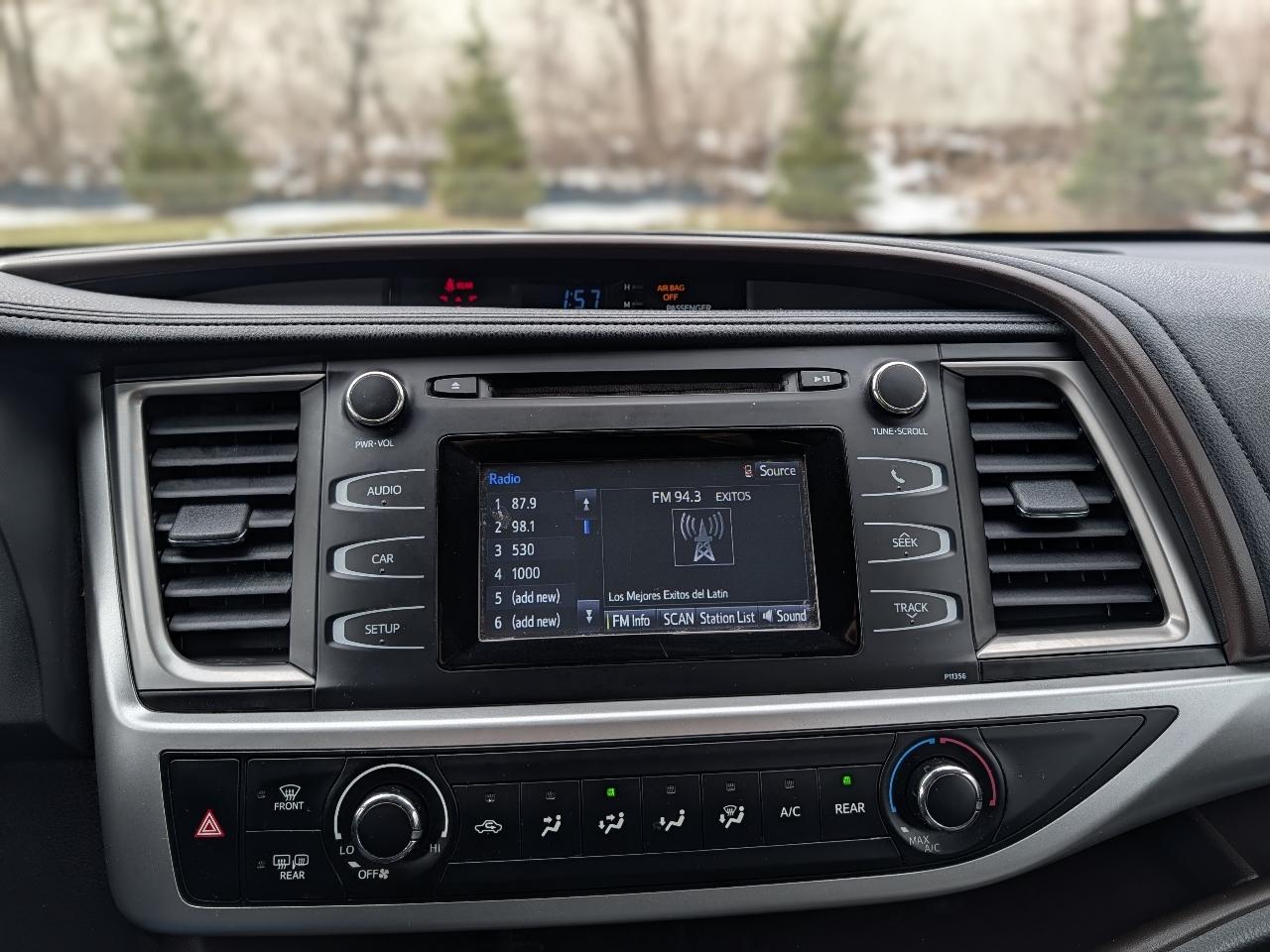 Toyota Highlander LE FWD I4 2017