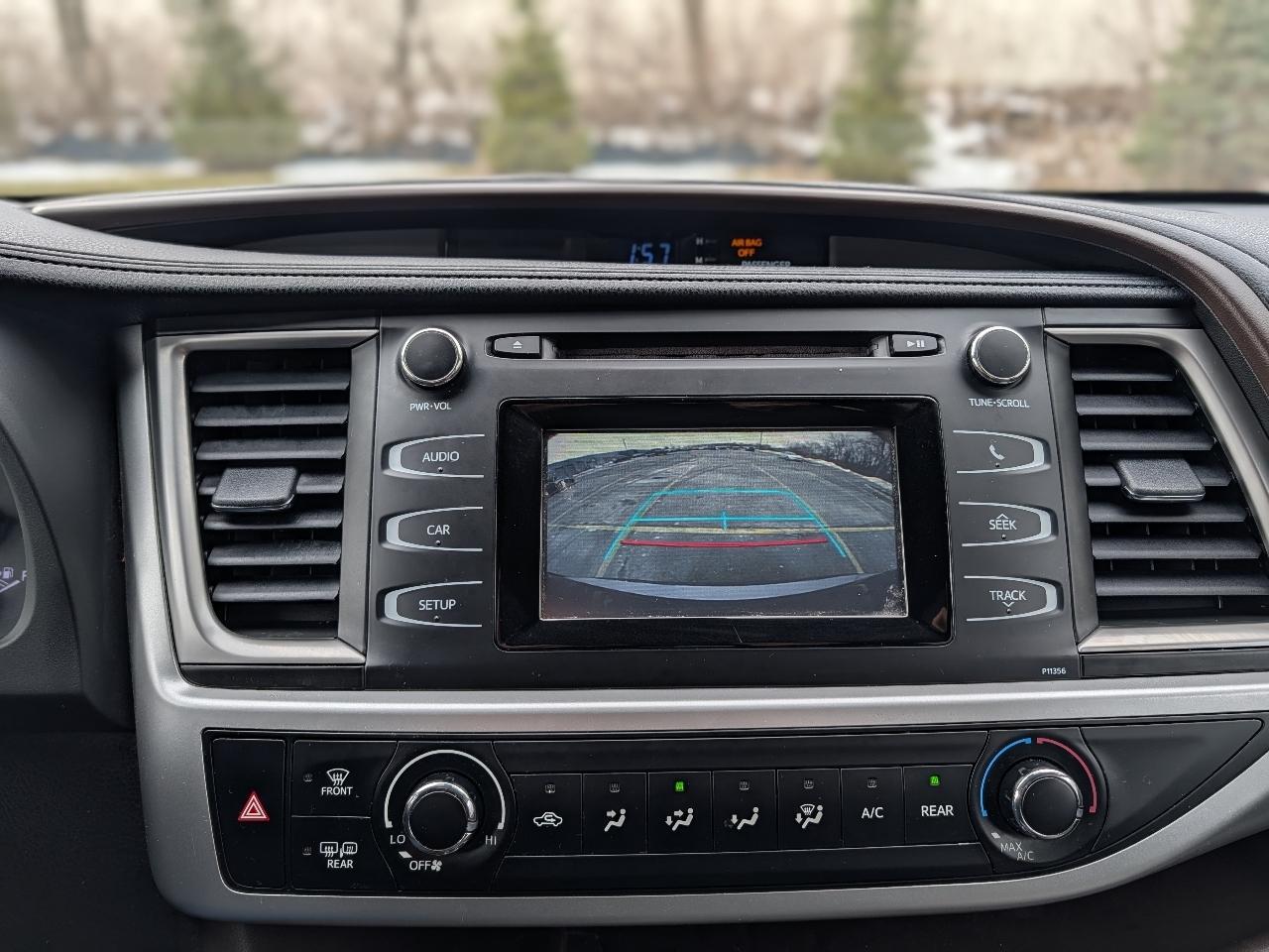 Toyota Highlander LE FWD I4 2017