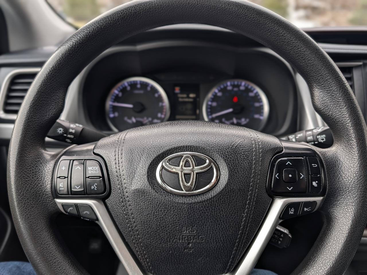 Toyota Highlander LE FWD I4 2017