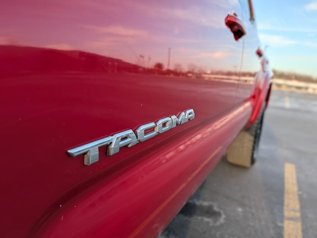 Toyota Tacoma TRD Sport Dbl Cab 4WD V6 at 2017