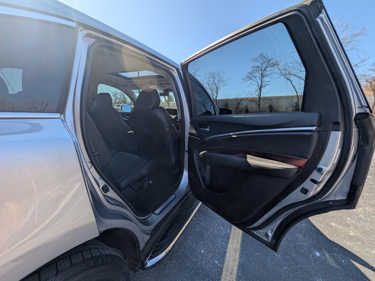 Acura MDX SH-AWD 9-Spd AT w/Tech Package 2016