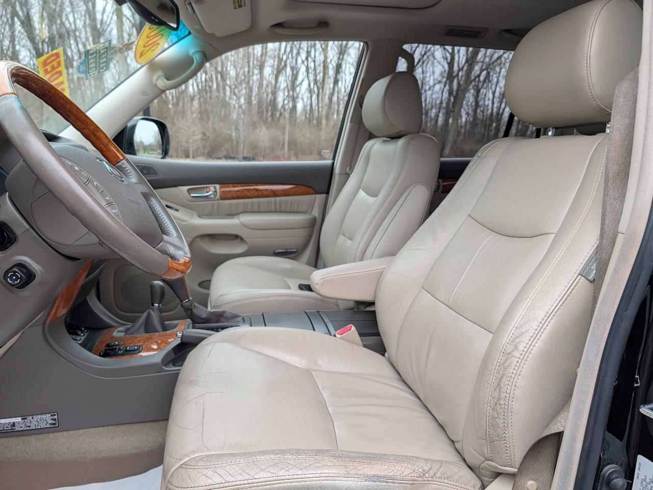 Lexus GX 470 Sport Utility 2005