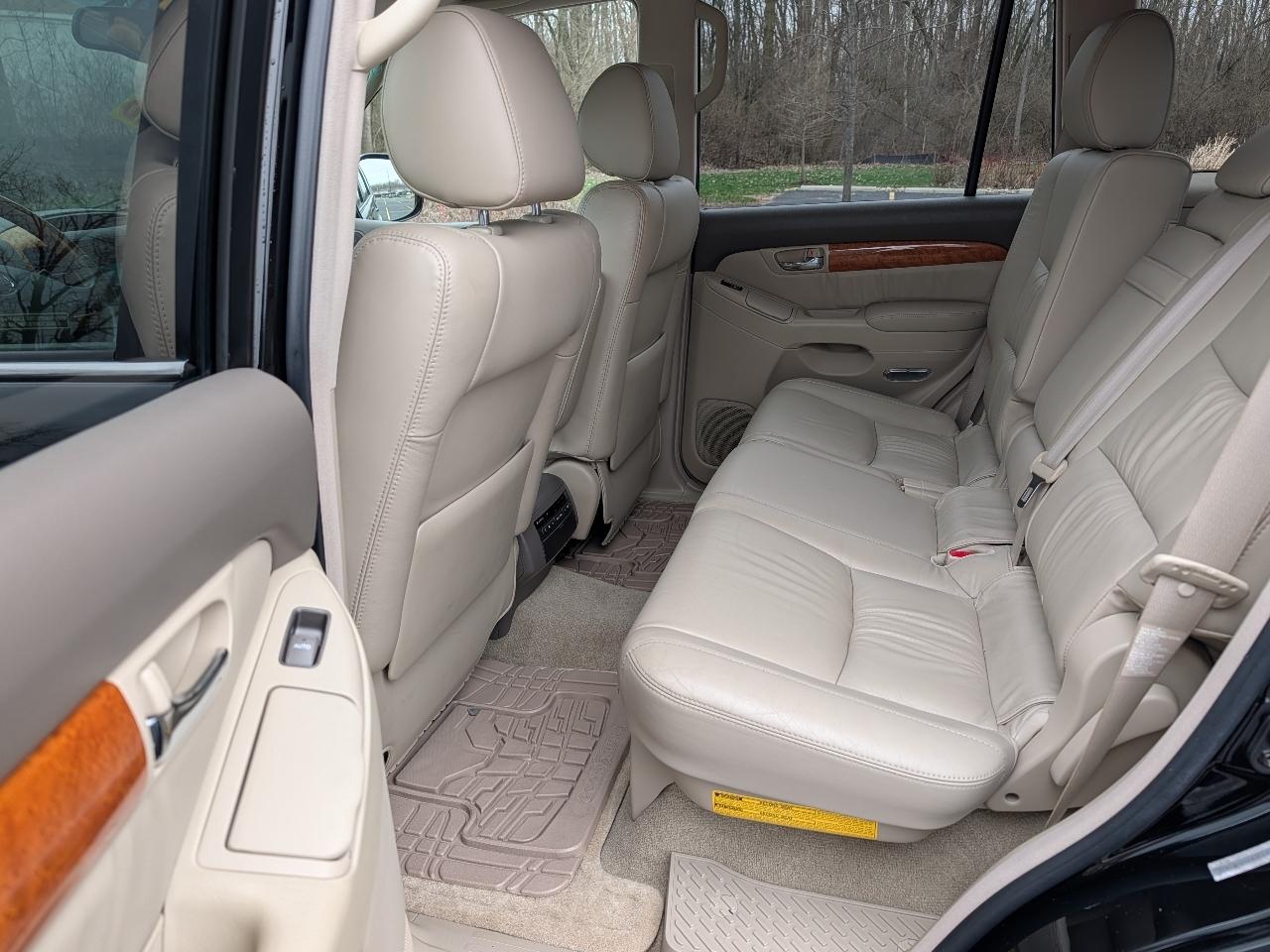 Lexus GX 470 Sport Utility 2005