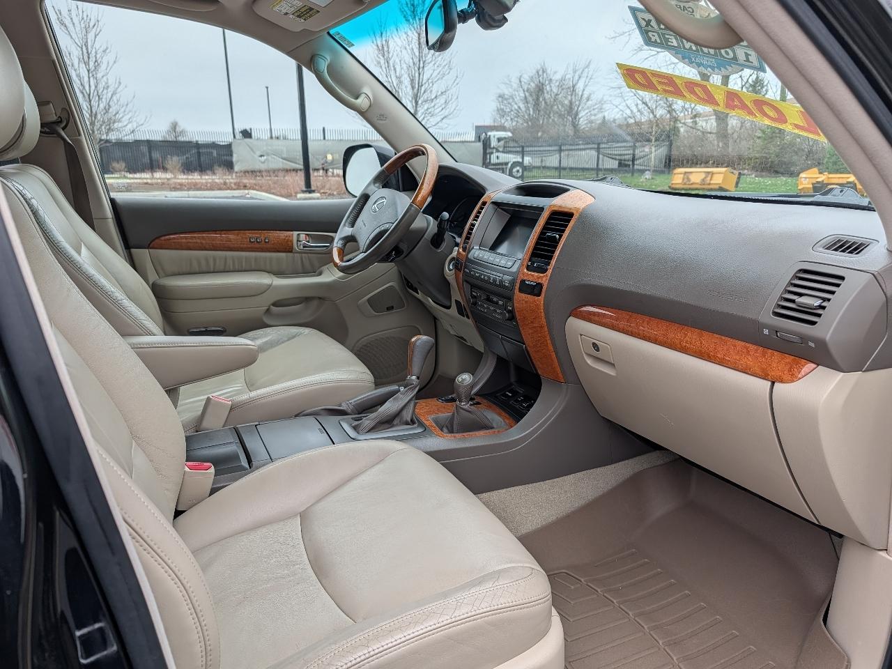 Lexus GX 470 Sport Utility 2005