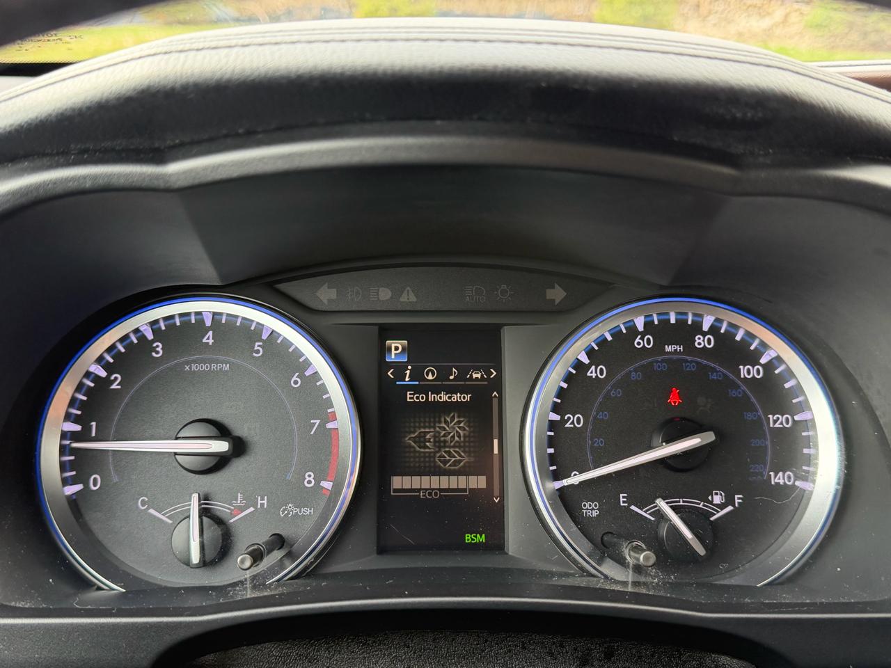 Toyota Highlander XLE AWD V6 2017