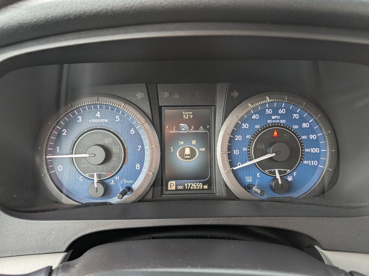 Toyota Sienna XLE 8-Passenger 2017