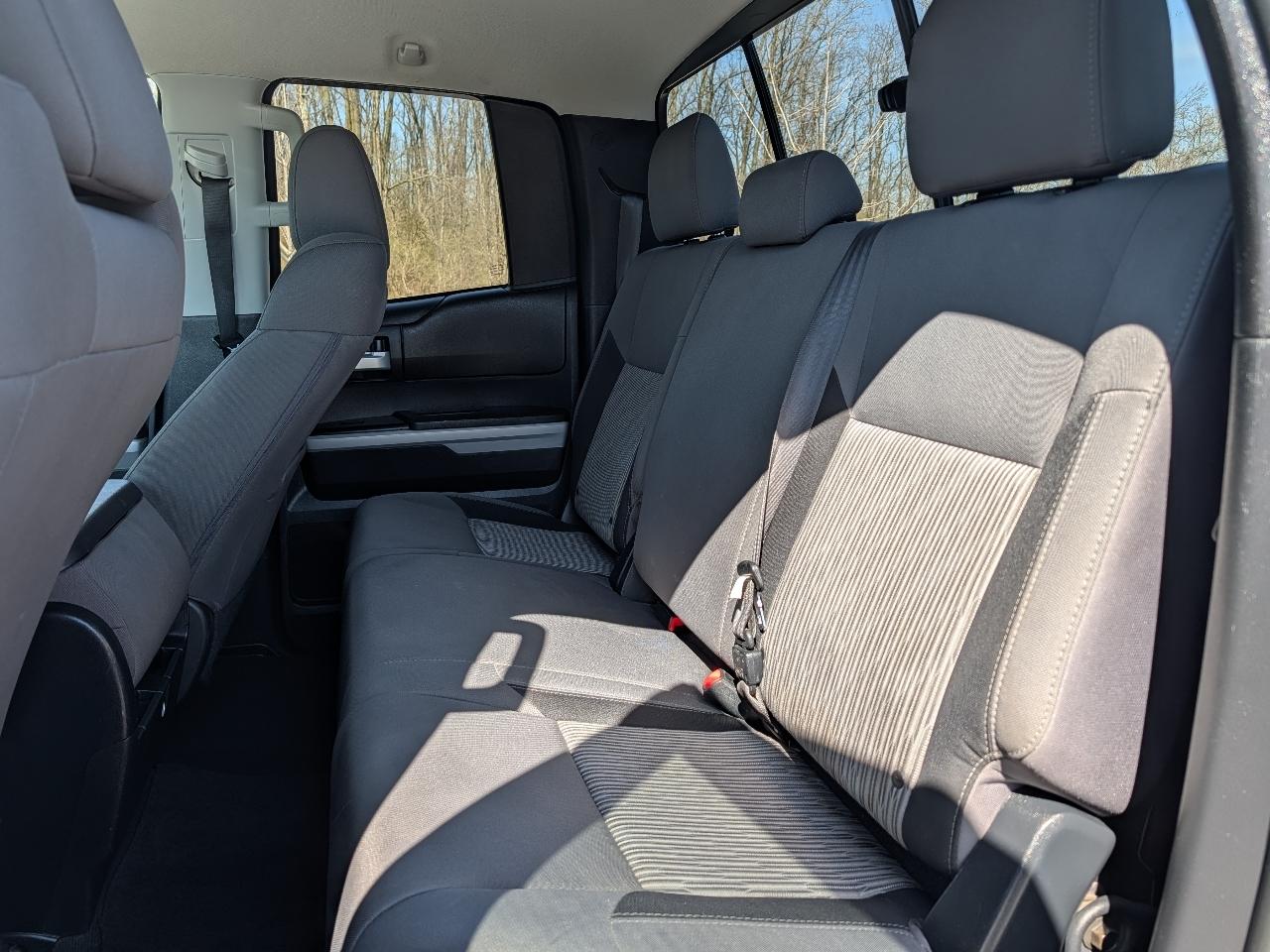 Toyota Tundra SR5 4.6L V8 Double Cab 4WD 2016