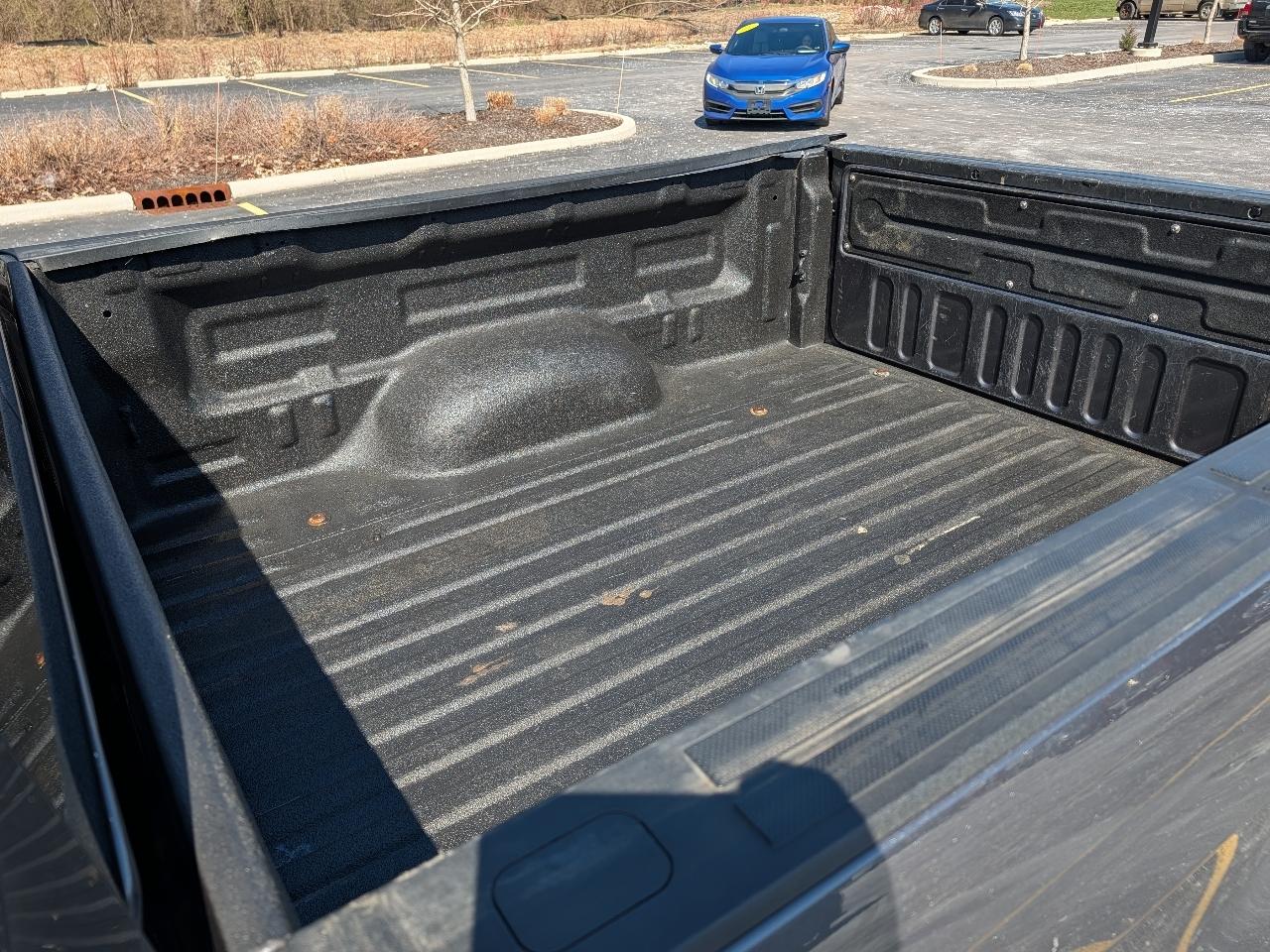 Toyota Tundra SR5 4.6L V8 Double Cab 4WD 2016