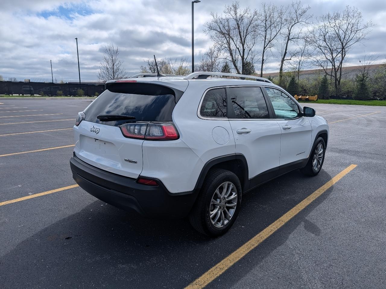 Jeep Cherokee Latitude Plus FWD 2020