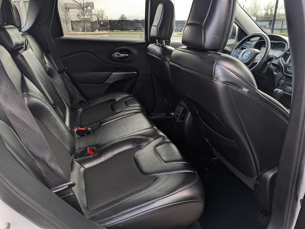 Jeep Cherokee Latitude Plus FWD 2020