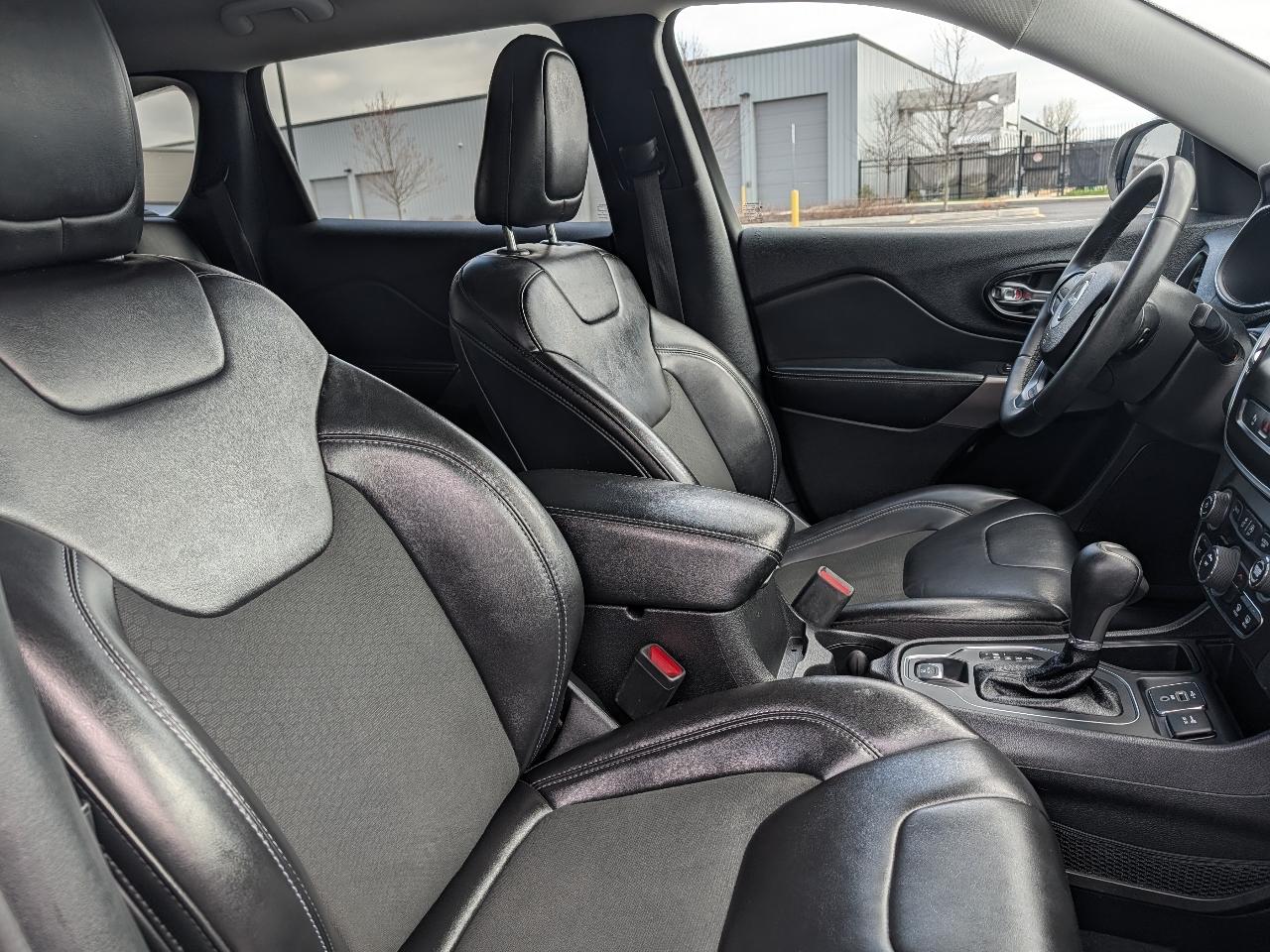 Jeep Cherokee Latitude Plus FWD 2020