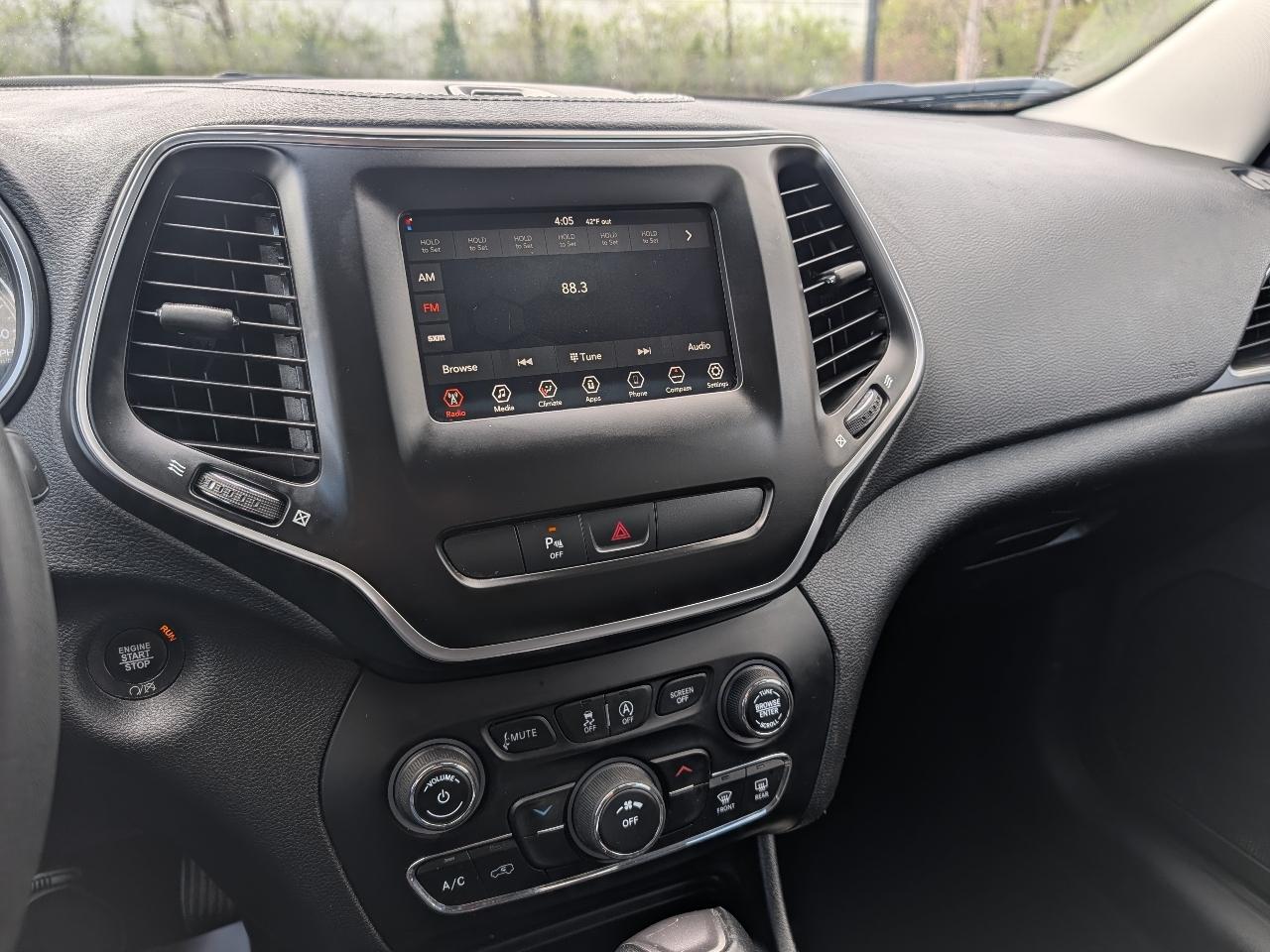 Jeep Cherokee Latitude Plus FWD 2020