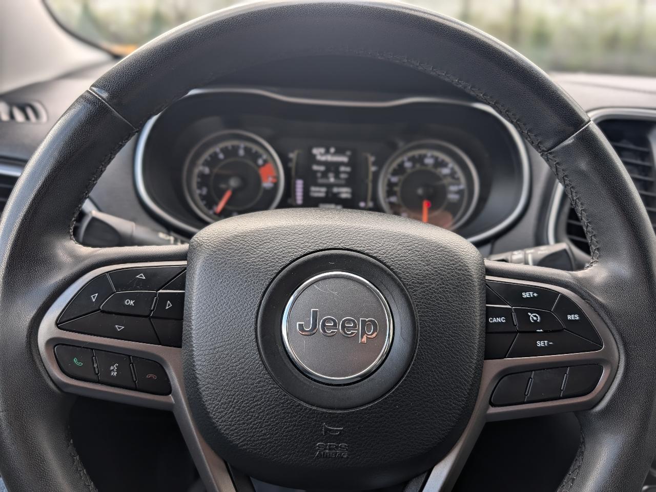 Jeep Cherokee Latitude Plus FWD 2020