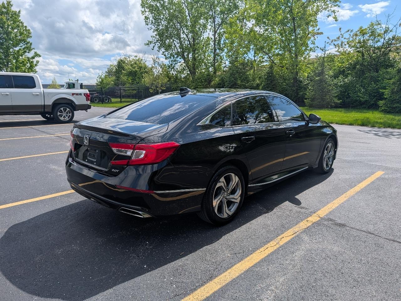 Honda Accord EX-L 2.0T 2019