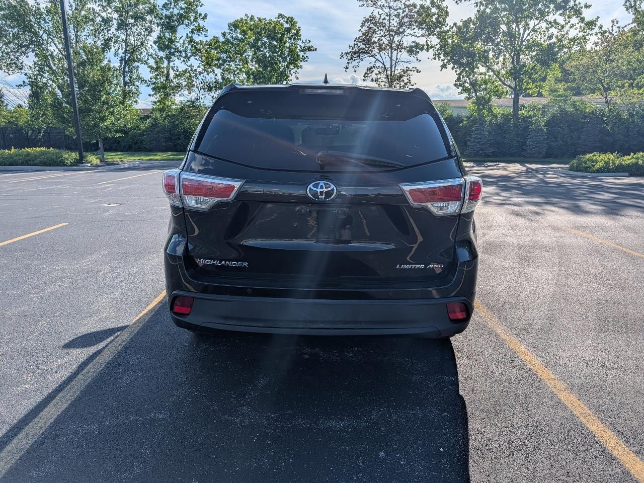 Toyota Highlander Limited AWD V6 2016