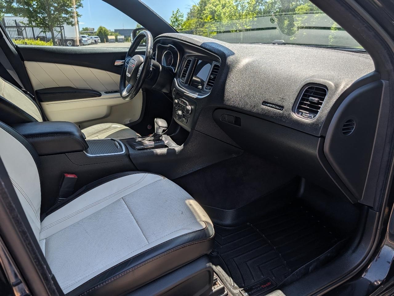 Dodge Charger SXT AWD 2016