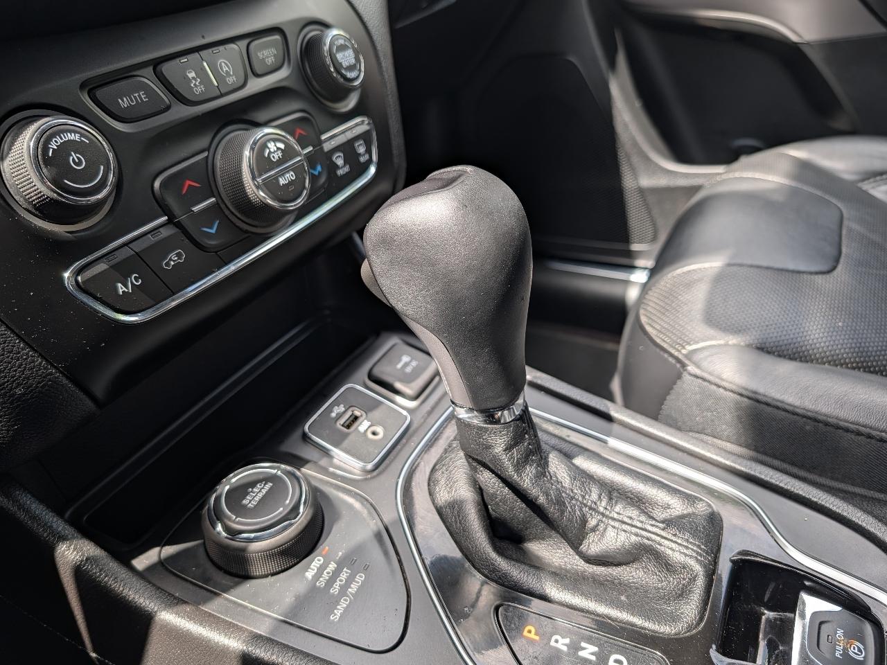 Jeep Cherokee Limited 4WD 2019