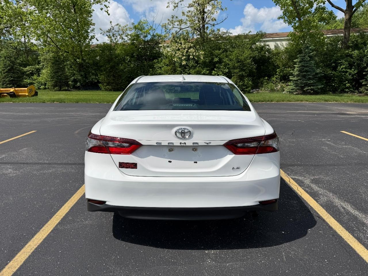 Toyota Camry LE 2021