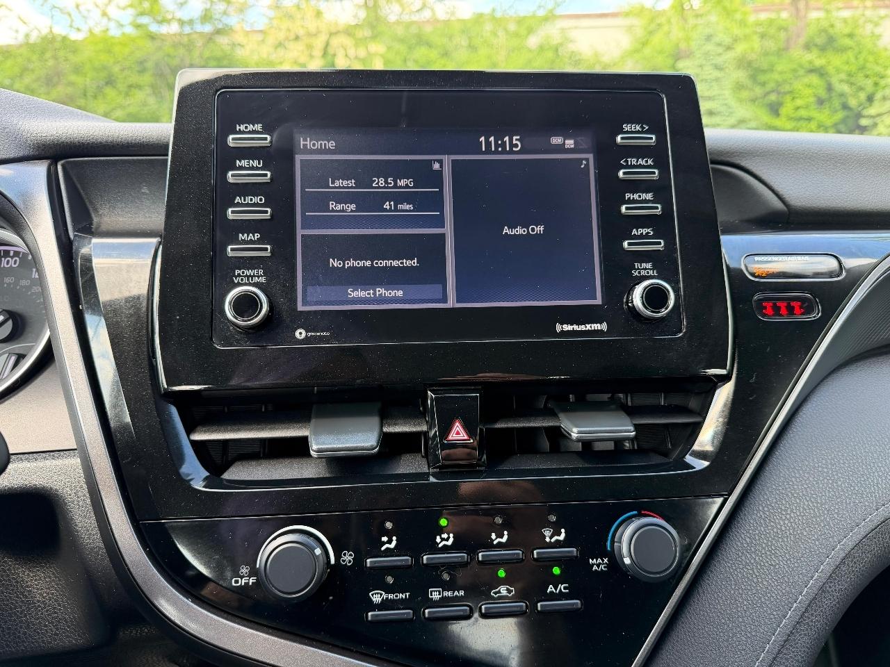 Toyota Camry LE 2021
