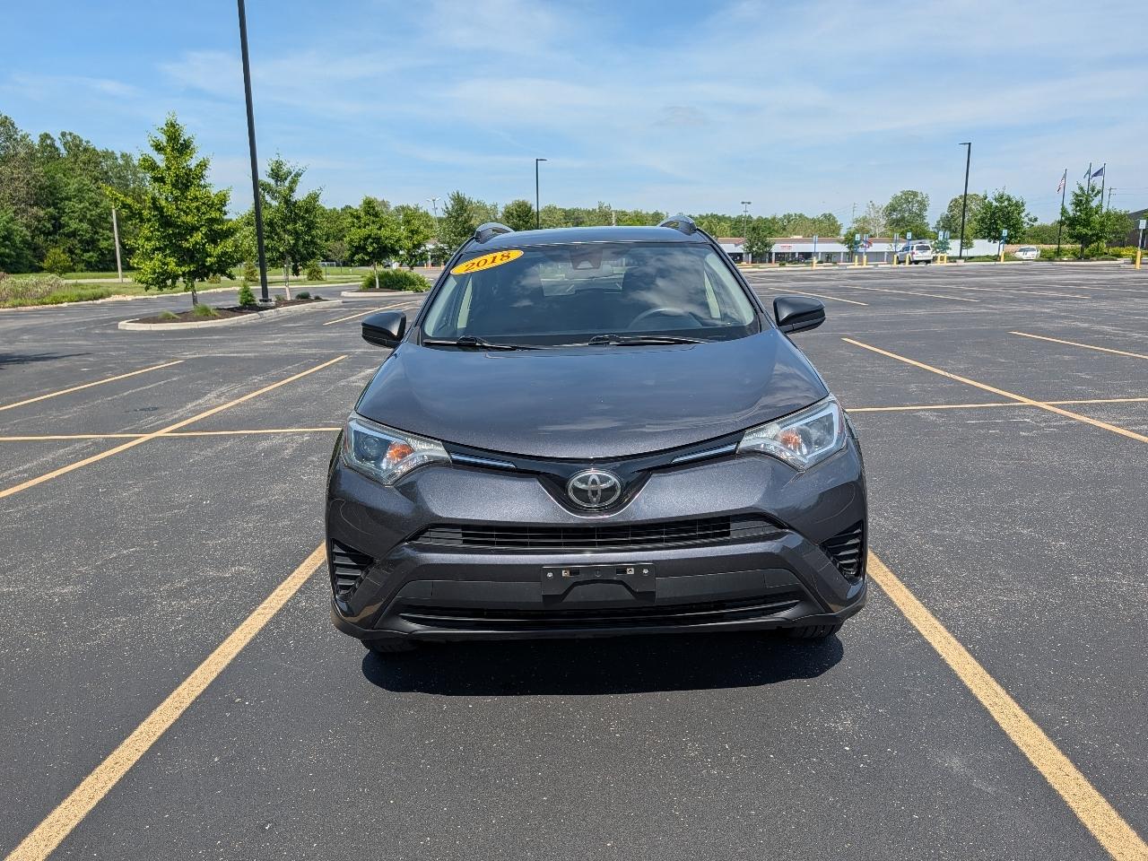 Toyota RAV4 LE AWD 2018