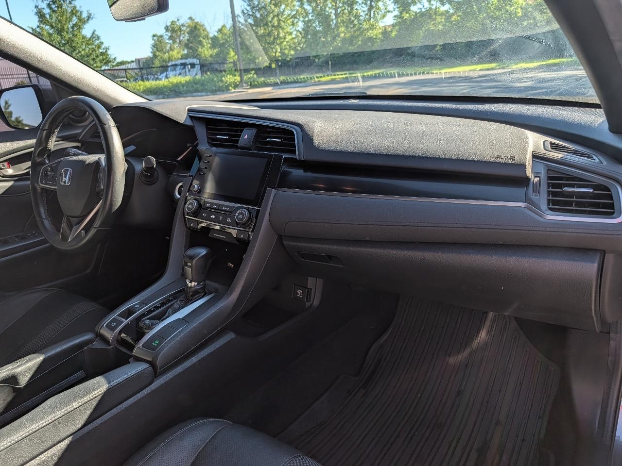 Honda Civic EX-L w/ Navigation 2020