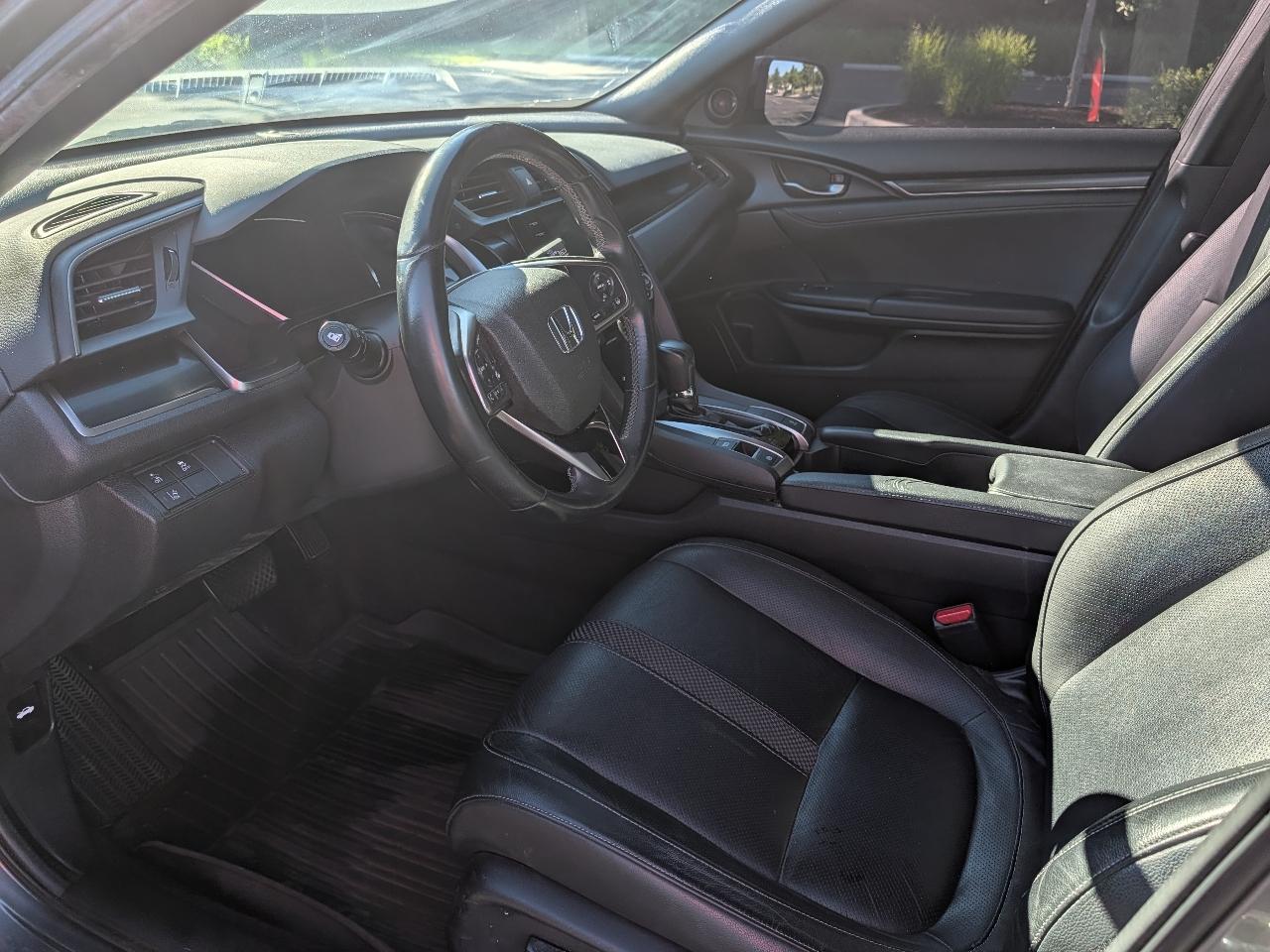 Honda Civic EX-L w/ Navigation 2020