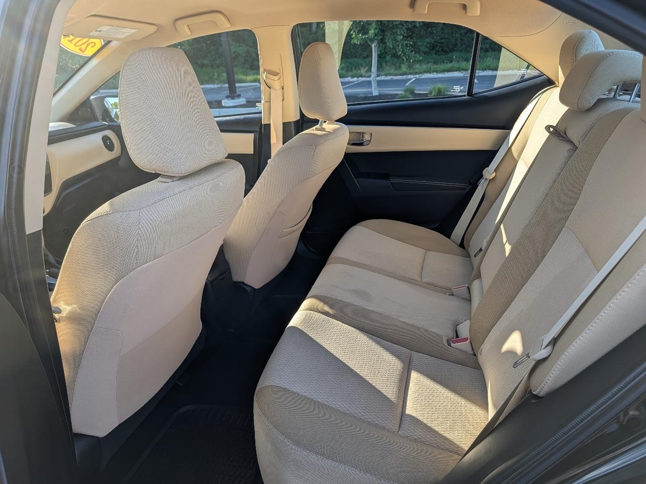 Toyota Corolla LE CVT 2017