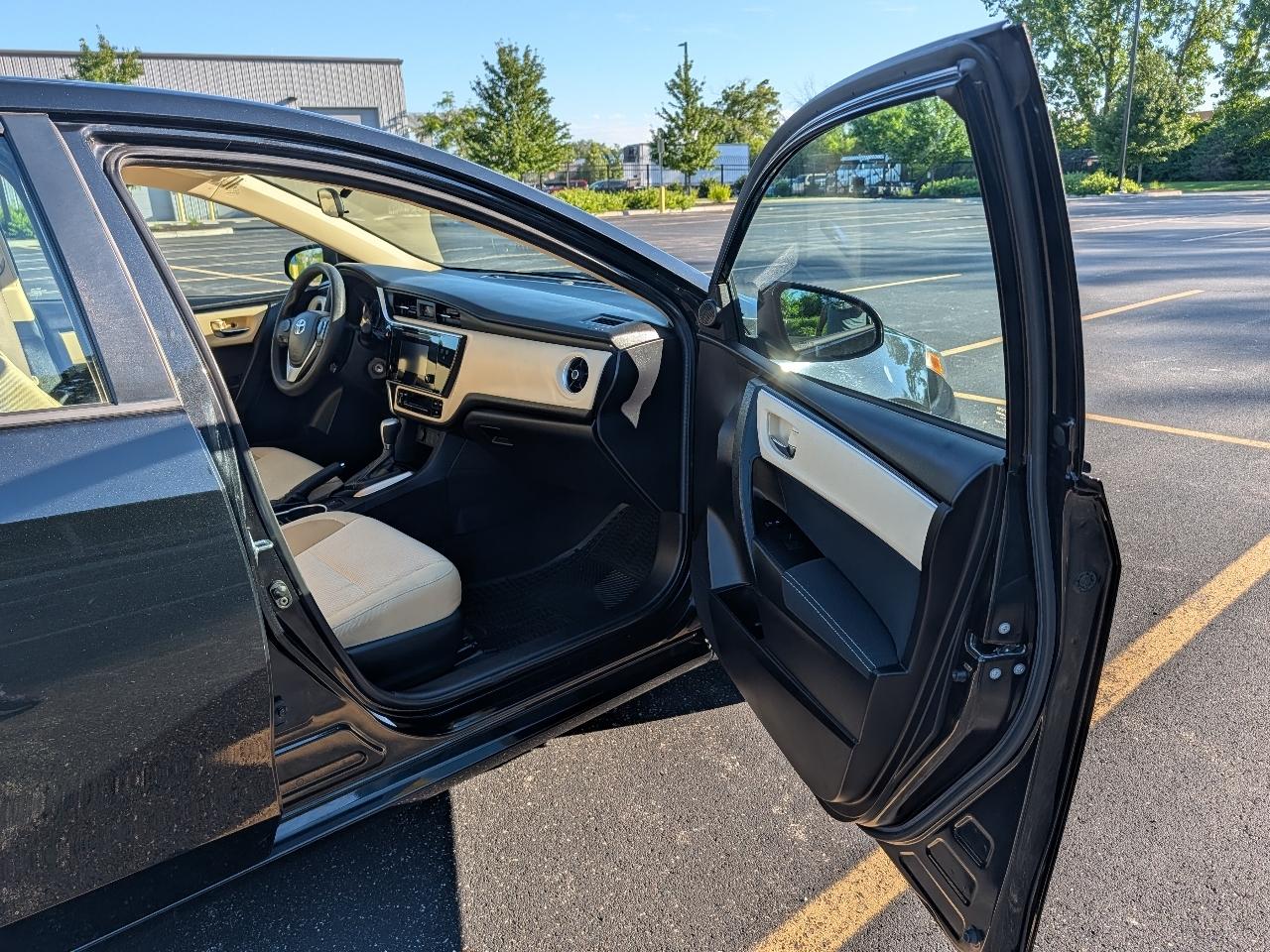 Toyota Corolla LE CVT 2017