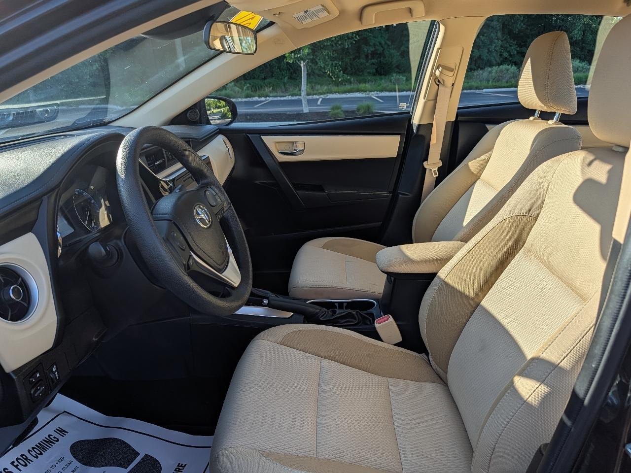 Toyota Corolla LE CVT 2017