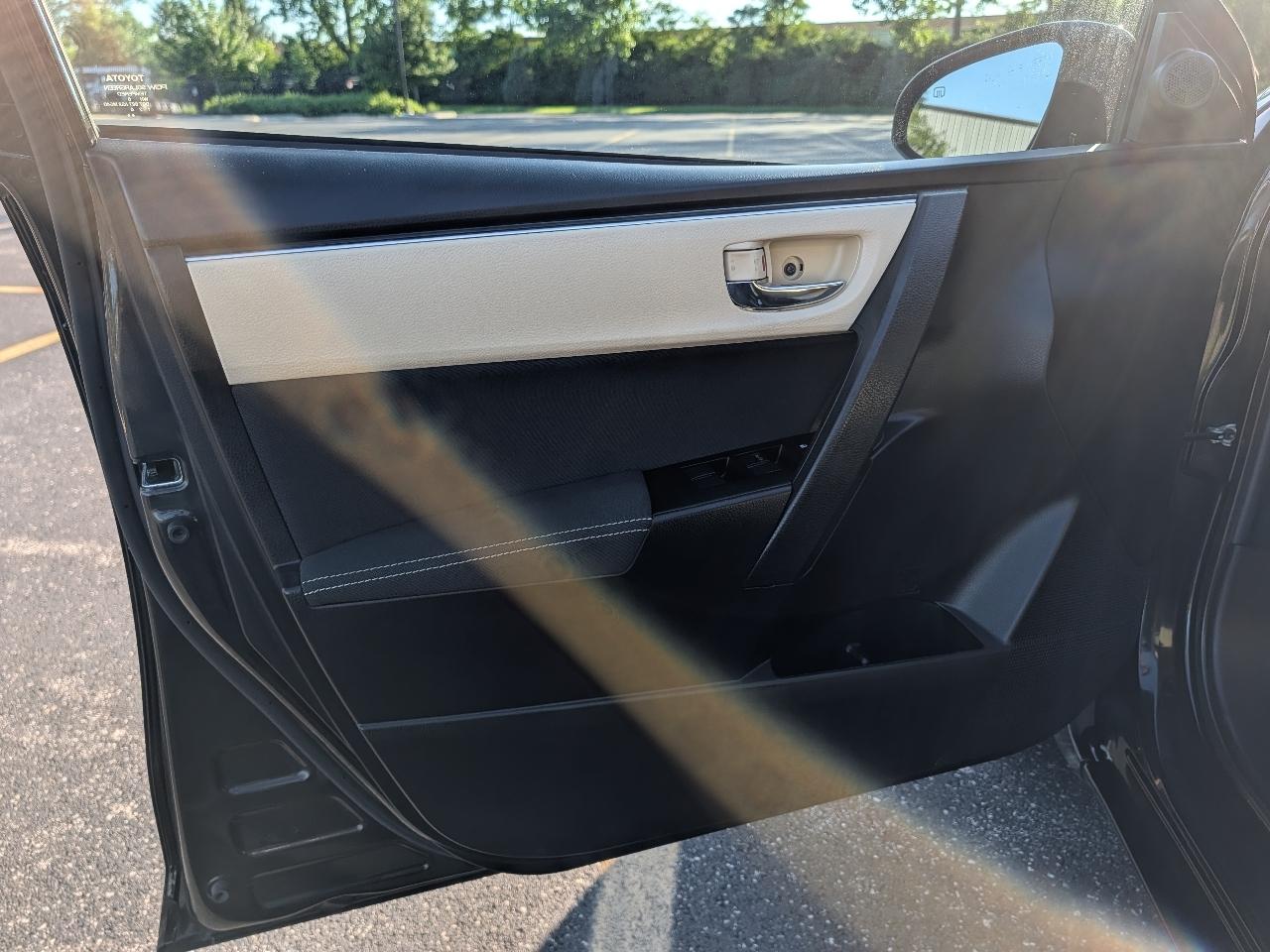 Toyota Corolla LE CVT 2017