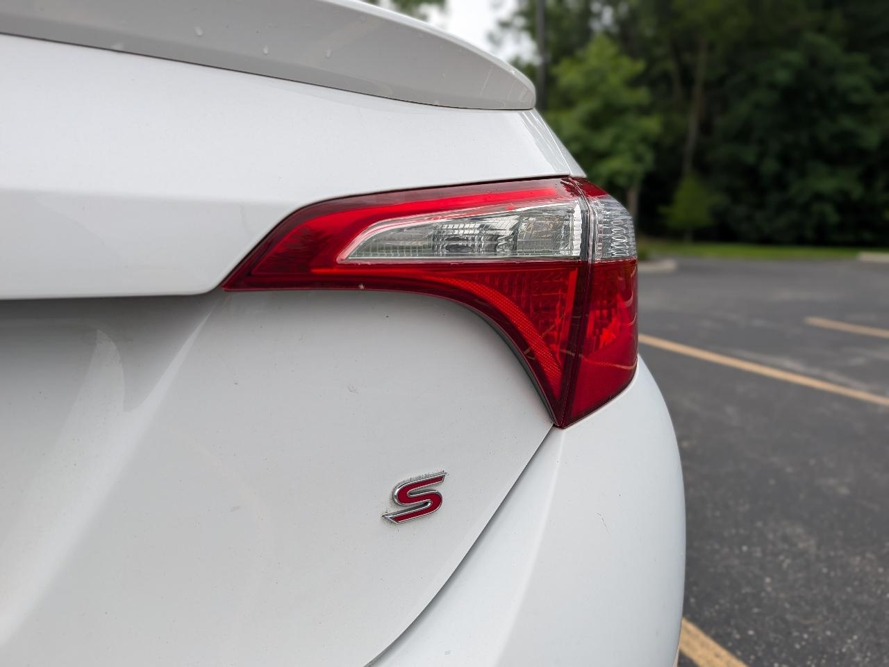 Toyota Corolla S Premium CVT 2016