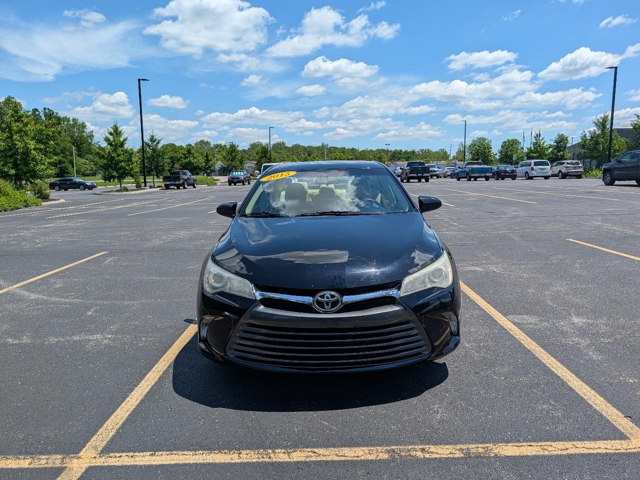 Toyota Camry LE (Natl) 2015