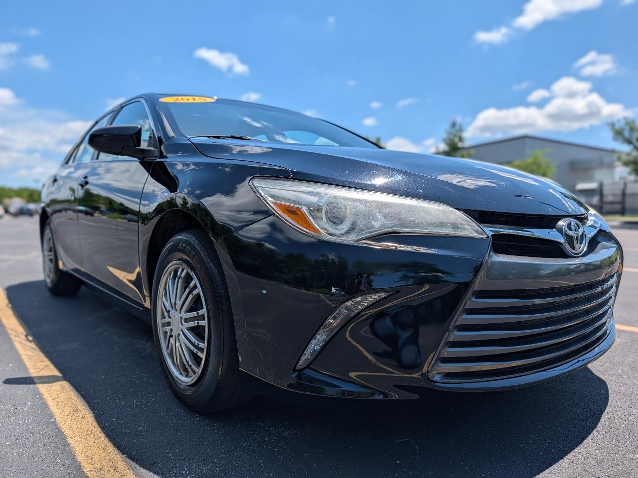Toyota Camry LE (Natl) 2015