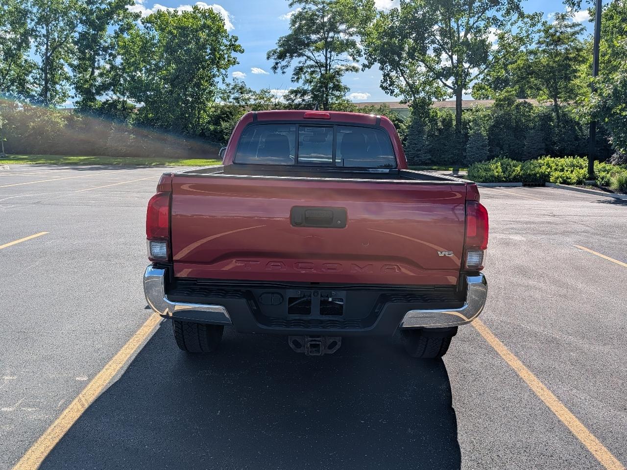 Toyota Tacoma 4WD Access Cab V6 AT (Natl) 2018