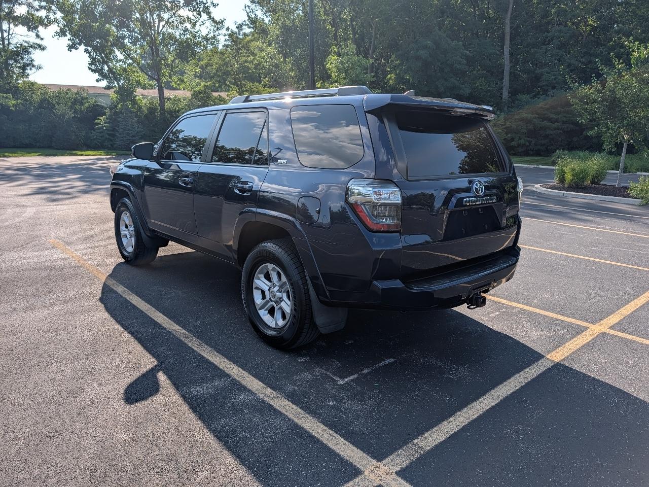 Toyota 4Runner SR5 4WD 2019